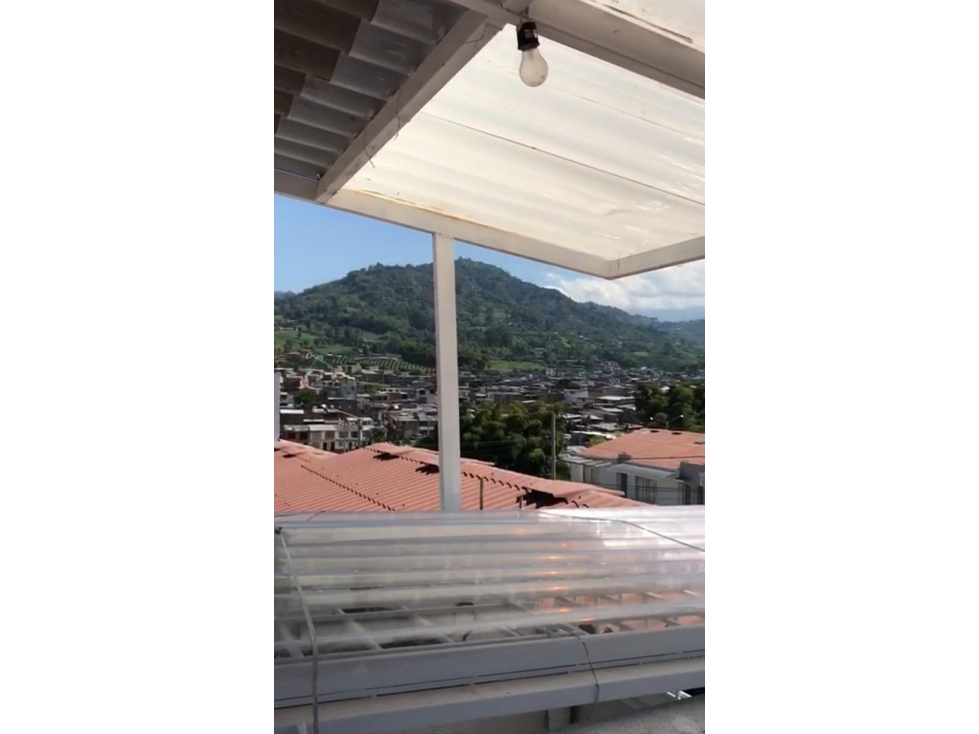 SE VENDE CASA EN MONTEBONITO DOSQUEBRADAS — foto 2