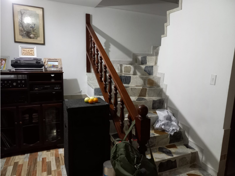 CASA EN VENTA EN CONJUNTO CERRADO — foto 2