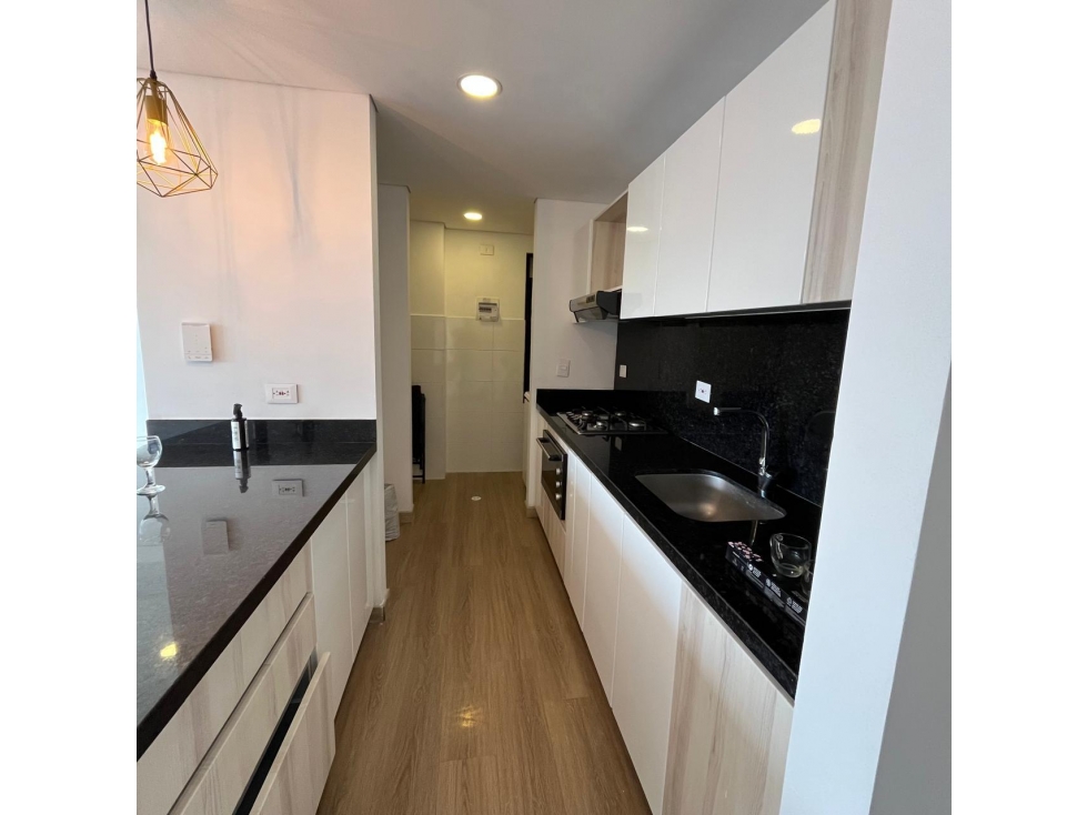 SE VENDE APARTAMENTO EN LA AVENIDA SUR