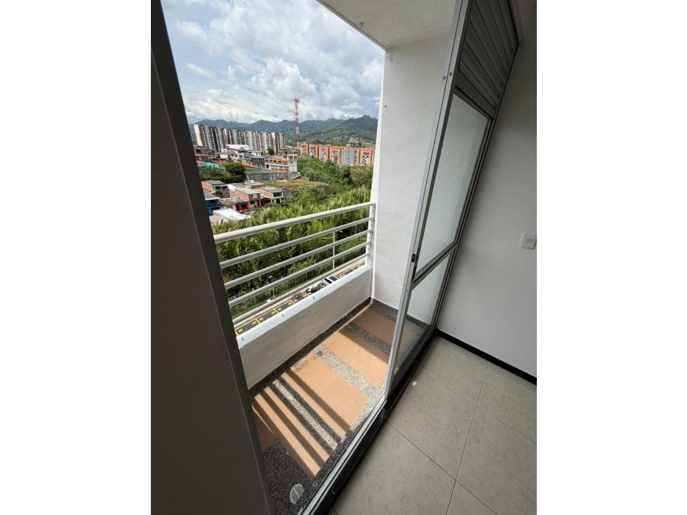 SE VENDE APARTAMENTO EN DOSQUEBRADAS CONJUNTO BOREAL — foto 2