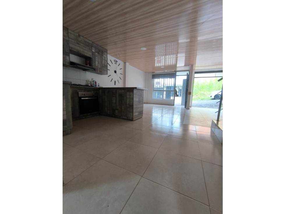 SE VENDE CASA EN LA PRADERA - 5