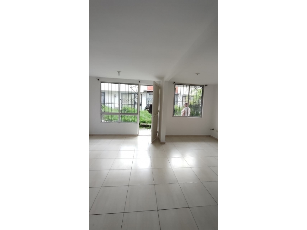 SE VENDE CASA DUPLEX EN MIRADOR DE LA ESTANCIA DOSQUEBRADAS — foto 3