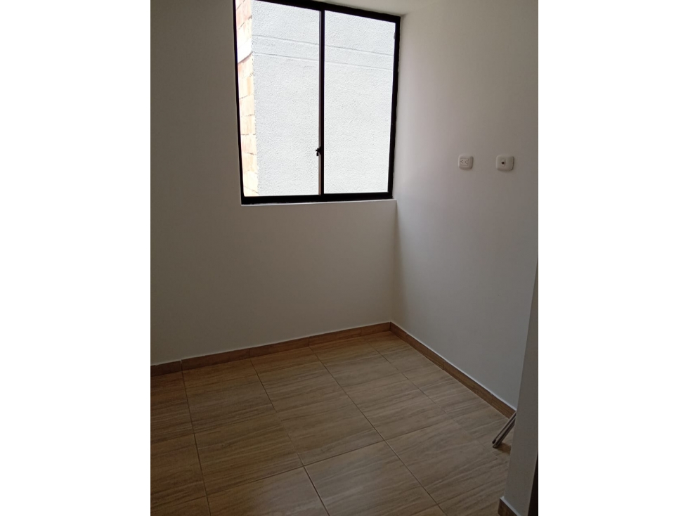 SE VENDE APARTAMENTO EN CONJUNTO EN DOSQUEBRADAS — foto 2