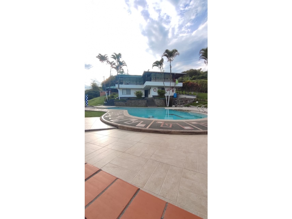 SE VENDE FINCA EN COMBIA