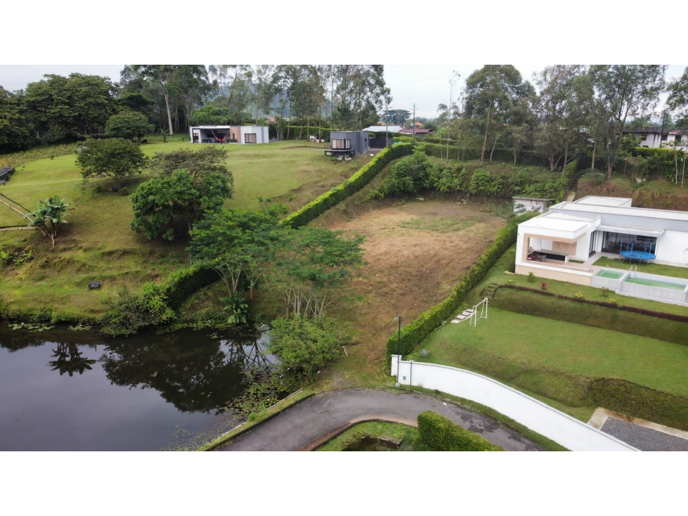 SE VENDE LOTE EN COMBIA — foto 2