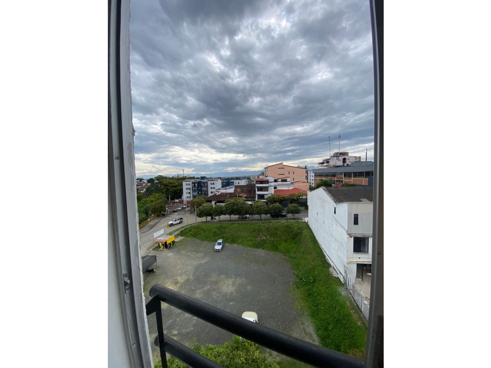 SE VENDE APARTAMENTO EN LA 3O DE AGOSTO PEREIRA — foto 2