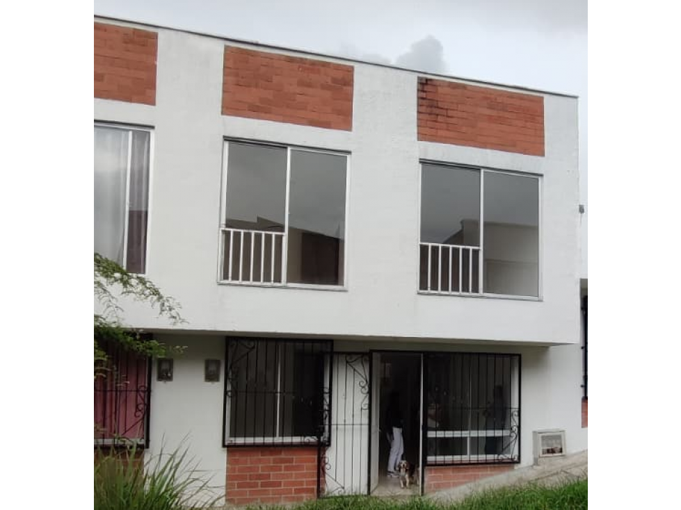 SE VENDE CASA DUPLEX EN MIRADOR DE LA ESTANCIA DOSQUEBRADAS