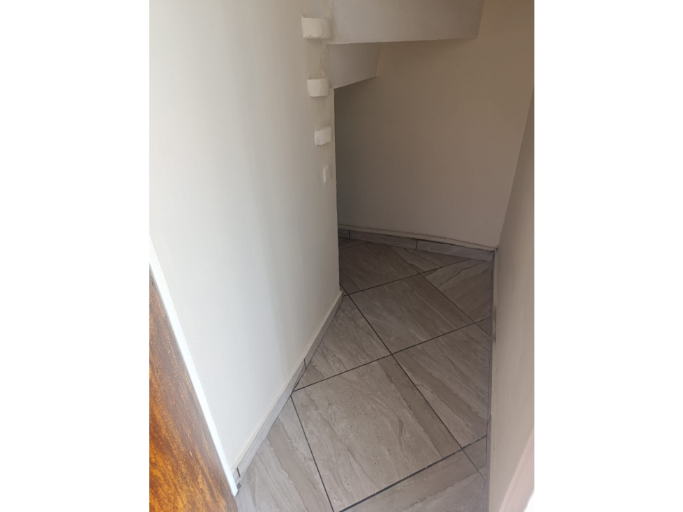 SE VENDE CASA EN EL BARRIO JARDIN/PEREIRA — foto 4