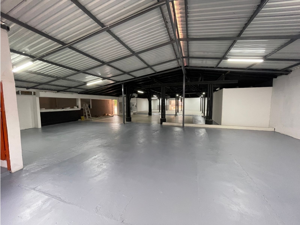 SE RENTA BODEGA EN LA BADEA- DOSQUEBRADAS - 1