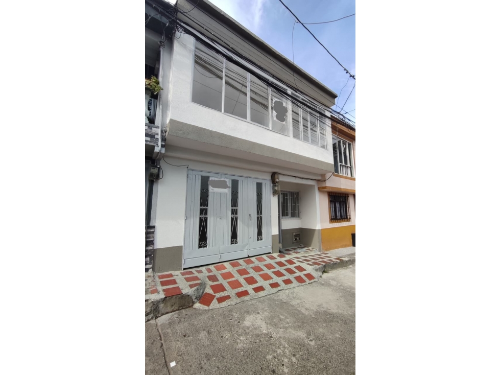 SE VENDE CASA EN DOSQUEBRADAS