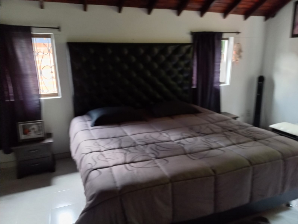 CASA EN VENTA EN CONJUNTO CERRADO — foto 6