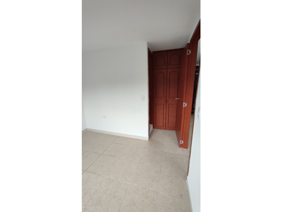SE VENDE APARTAMENTO GRANDE EN SANTA ISABEL DOSQUEBRADAS — foto 6