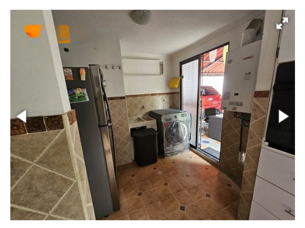 SE VENDE CASA DE 3 NIVELES EN LA AVENIDA SUR PEREIRA — foto 6