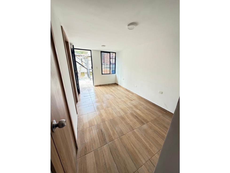 SE VENDE CASA CON PISOS INDEPENDIENTES- DOSQUEBRADAS — foto 6