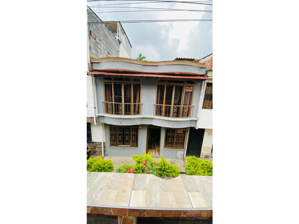 SE VENDE CASA DUPLEX EN LA MACARENA DOSQUEBRADAS