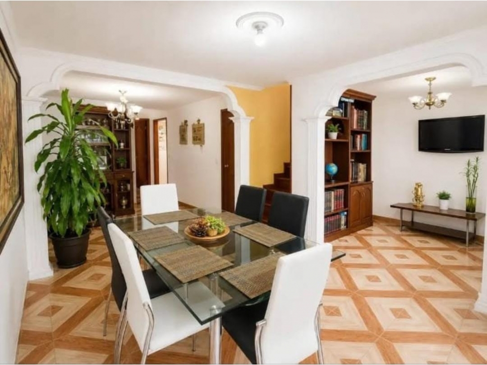 SE VENDE CASA EN LA AVENIDA SUR PEREIRA — foto 6