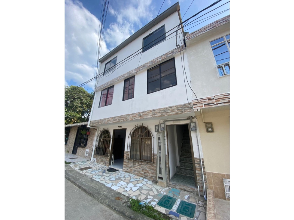 SE VENDE CASA EN SAMARIA