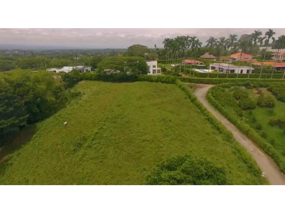 SE VENDE LOTE ESQUINERO EN CERRITOS — foto 2