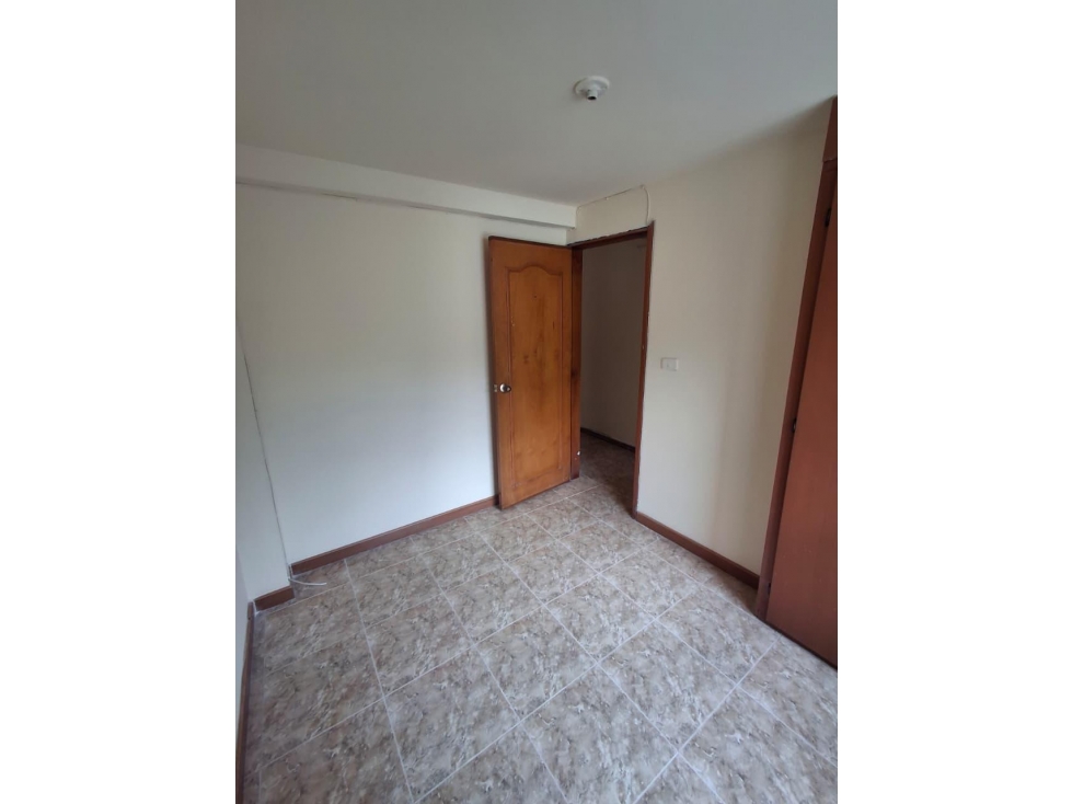 SE VENDE CASA EN EL POBLADO 1 — foto 5