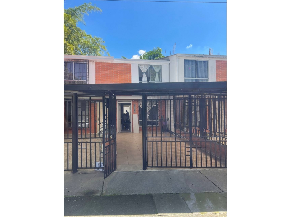 SE VENDE CASA EN LA PRADERA DOSQUEBRADAS