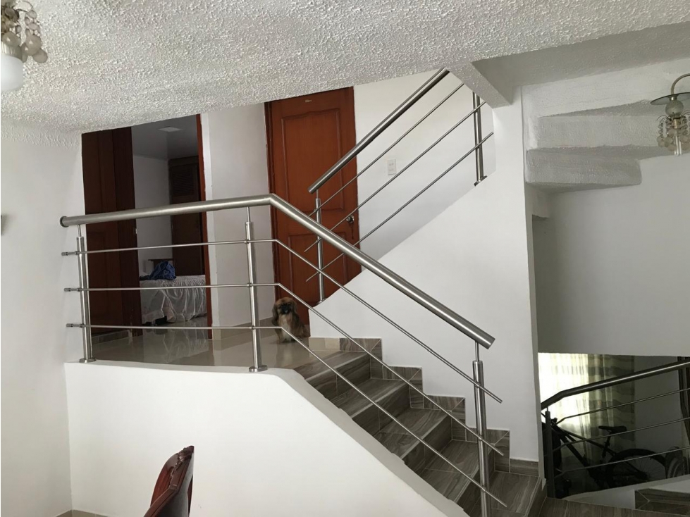 SE VENDE CASA DE 4 PISOS EN SANTA ROSA DE CABAL