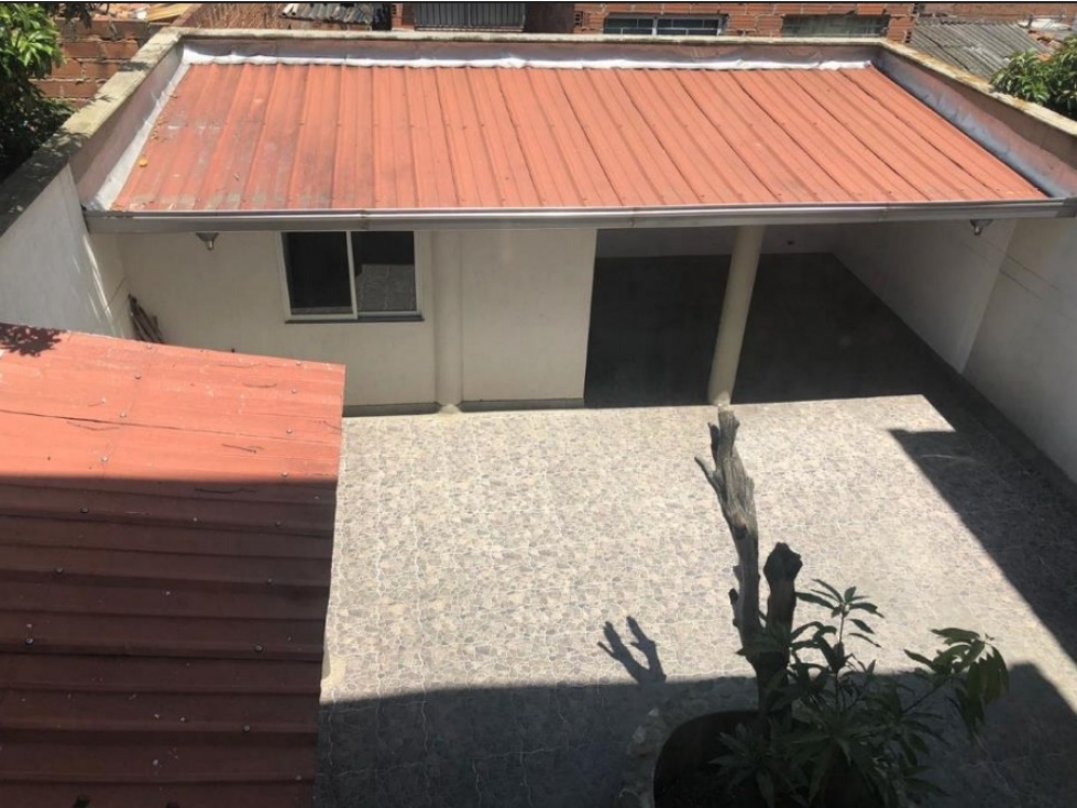 VENTA DE CASA EN MEDELLIN (Barrio Cordoba) — foto 6