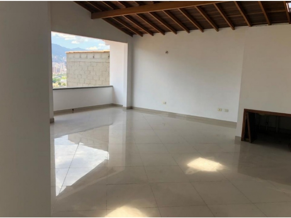 VENTA DE CASA EN MEDELLIN (Barrio Cordoba) — foto 2