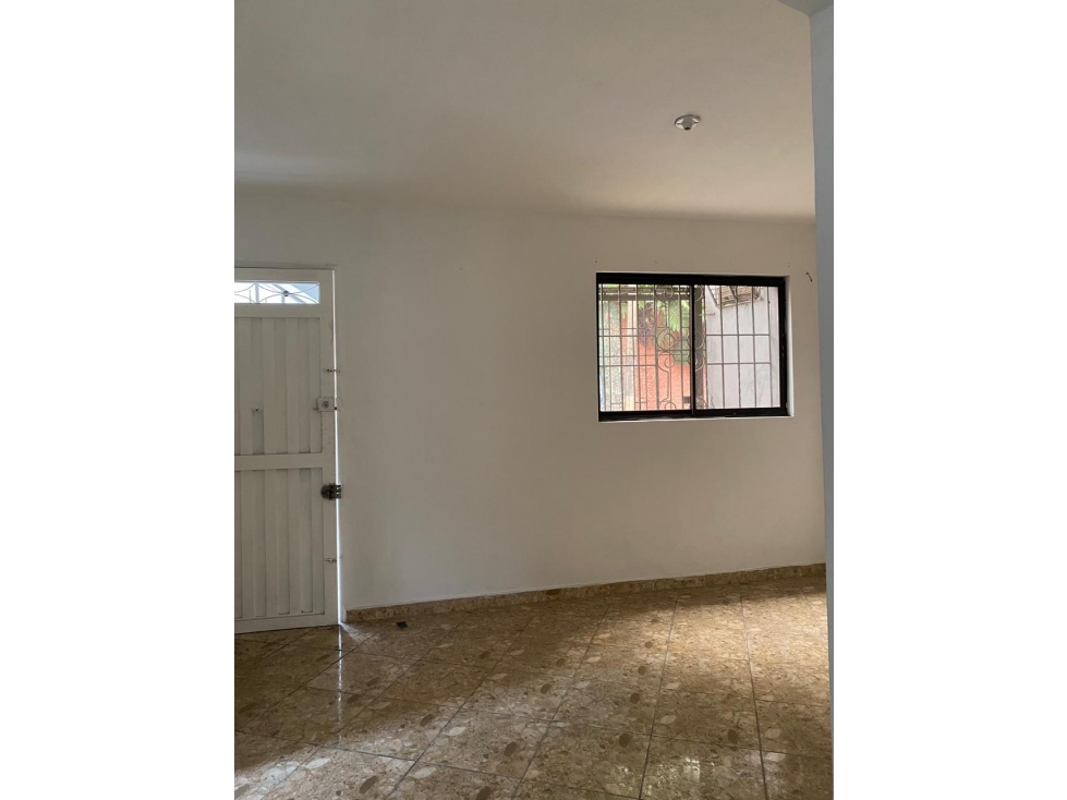 EXCELENTE CASA PARA VENTA BARRIO EL SALVADOR CENTRO MEDELLÍN — foto 2