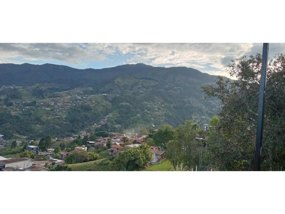 CASA PARA ARRIENDO EN SAN CRISTÓBAL MEDELLÍN