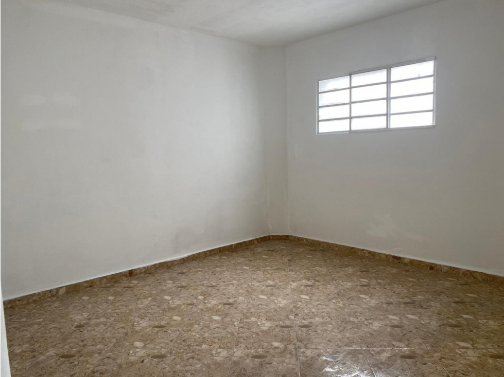 EXCELENTE CASA PARA VENTA BARRIO EL SALVADOR CENTRO MEDELLÍN — foto 6