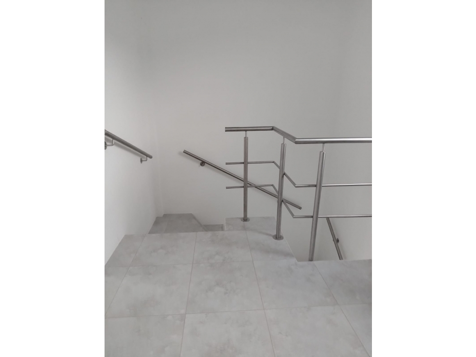 Se alquila casa en Urb. Bonavila — foto 2