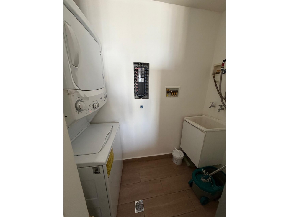 Alquilo Apartamento moderno El Cangrejo — foto 6