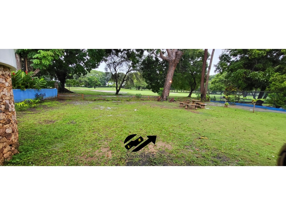 Oferta 395,000 Playa Coronado 4R, 3.5B y CBE Frente a cancha de Golf — foto 3