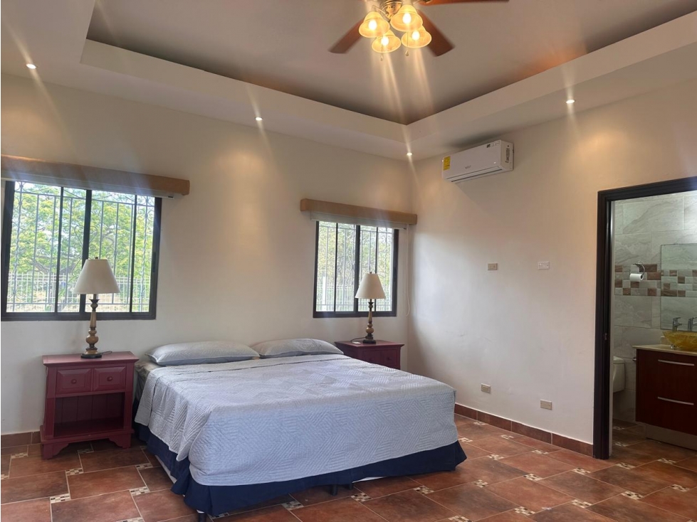 Casa en Palmeras del golf Coronado 5Rec 525,000 Negociable — foto 4