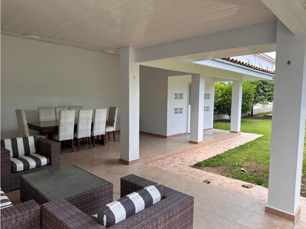 Casa en Palmeras del golf Coronado 5Rec 525,000 Negociable — foto 6