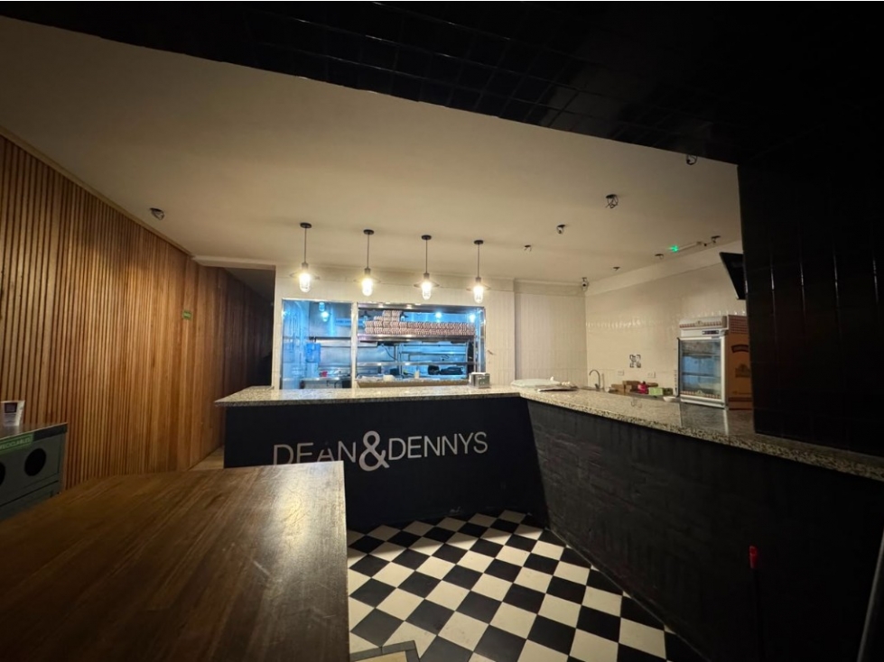 Local Comercial en Alquiler - 5