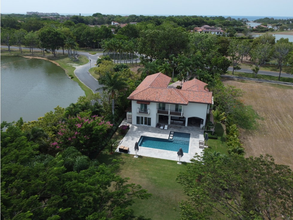 Casa de Lujo en Buenaventura Golf & Beach Resort Panama