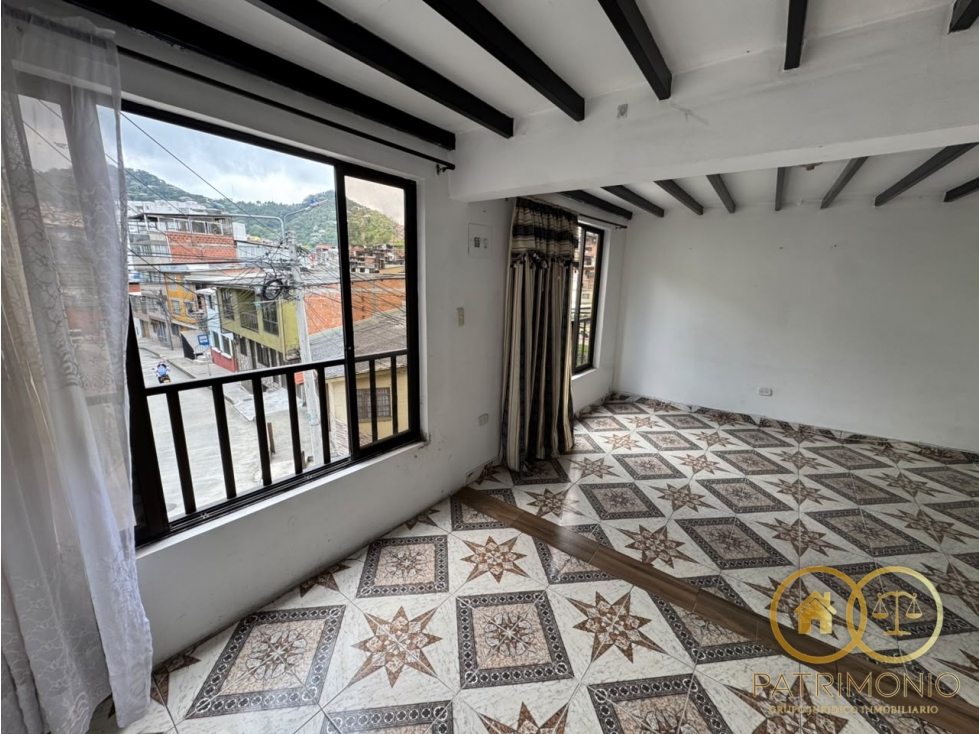 VENTA LINDA CASA EN LA ASUNCIÓN, MANIZALES