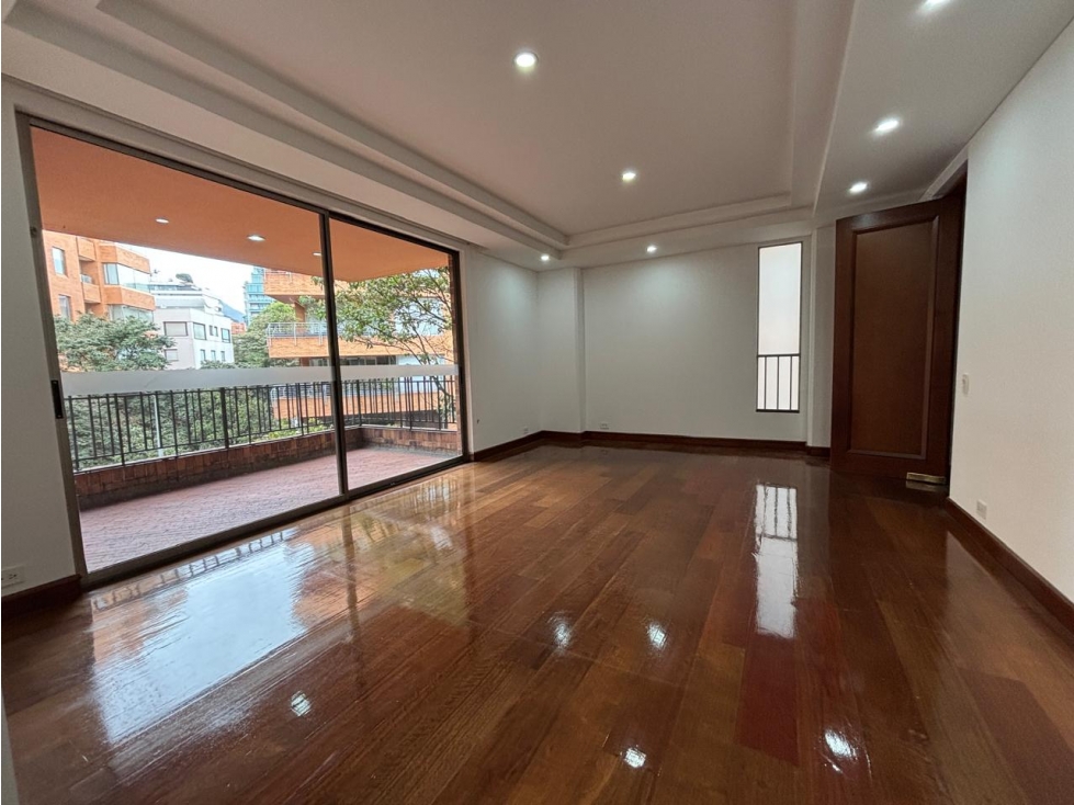 ARRIENDO APARTAMENTO PLAZA DE ARCOS 310M2 — foto 3