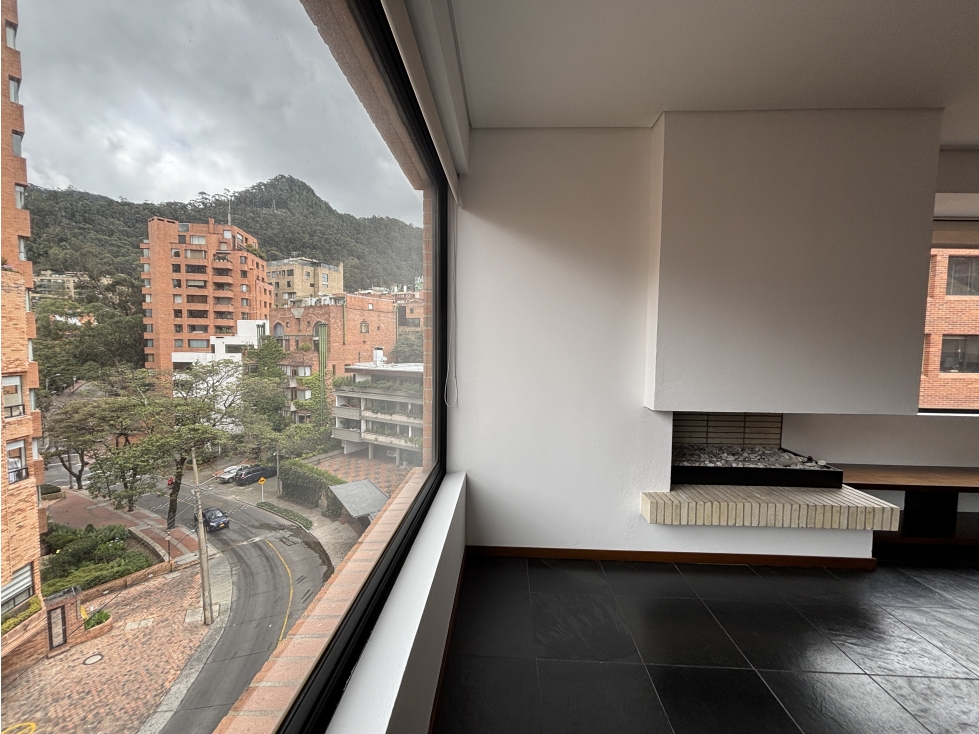 ARRIENDO APARTAMENTO ROSALES 130 M2