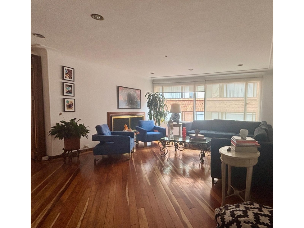 VENDO APARTAMENTO ROSALES BAJO 213M2