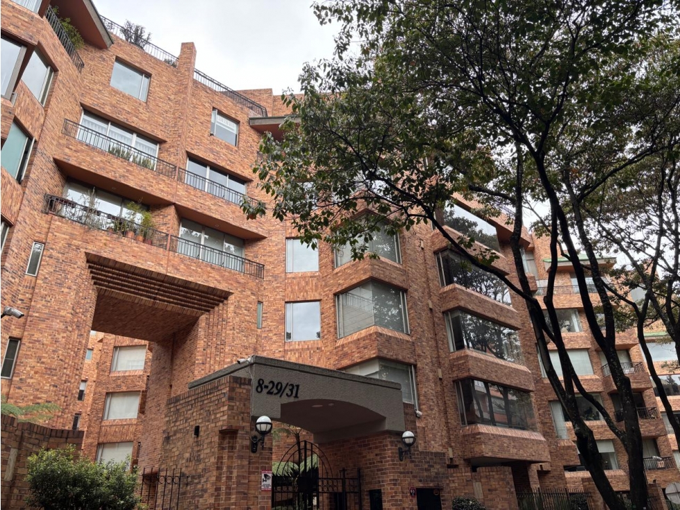 ARRIENDO APARTAMENTO PLAZA DE ARCOS 310M2 — foto 2
