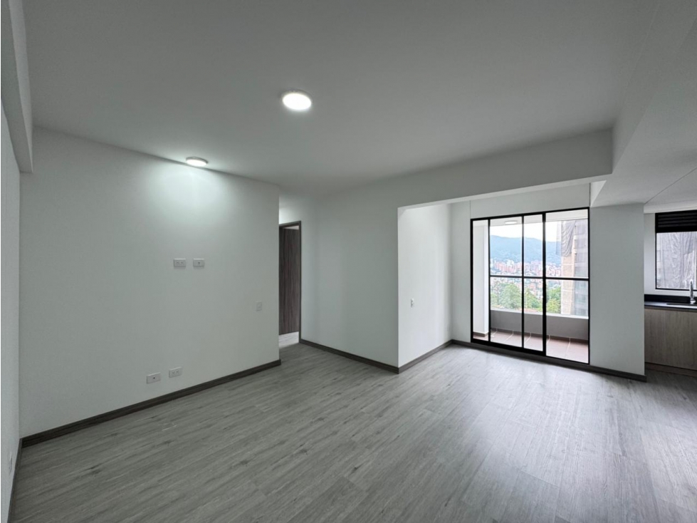 ARRIENDO APARTAMENTO POBLADO - LAS PALMAS
