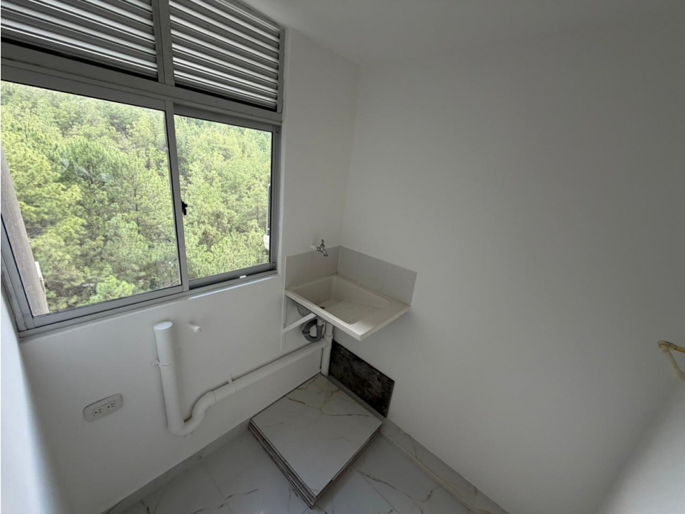 Arriendo apartamento en bello — foto 3