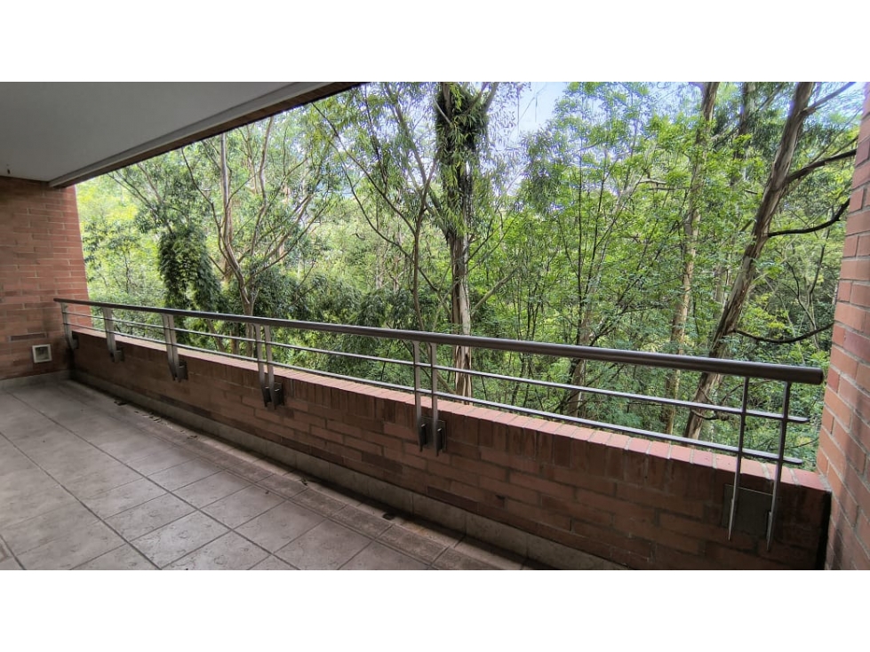 ARRIENDO APARTAMENTO POBLADOS - LA SUPERIOR — foto 2