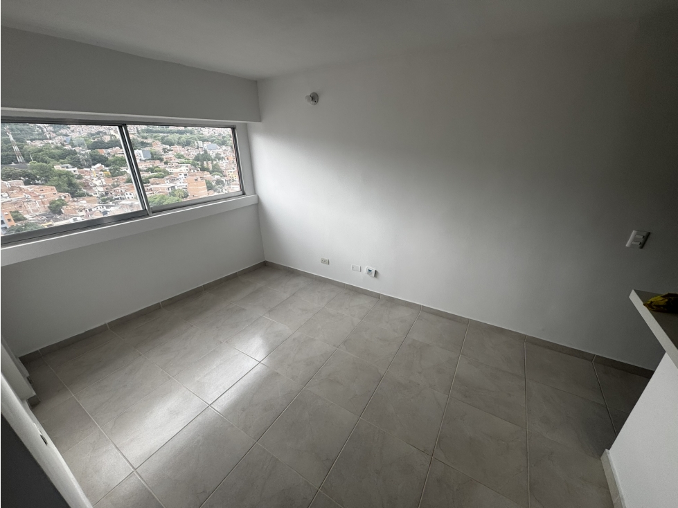 Apartamento en Arriendo en Barrio Cristobal — foto 2