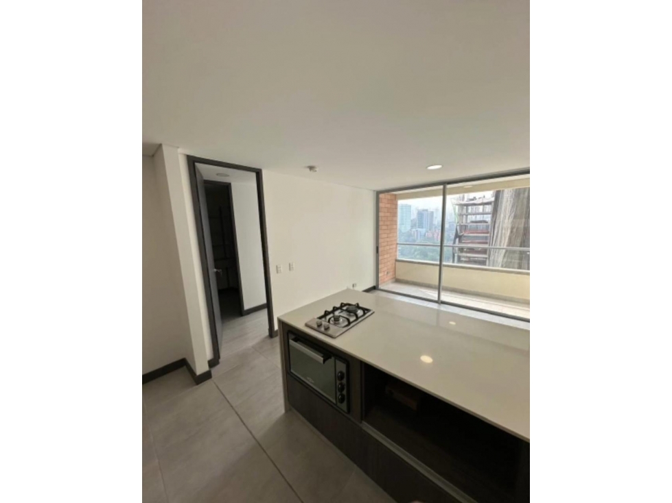 APARTAESTUDIO ARRIENDO CIUDAD DEL RIO — foto 3