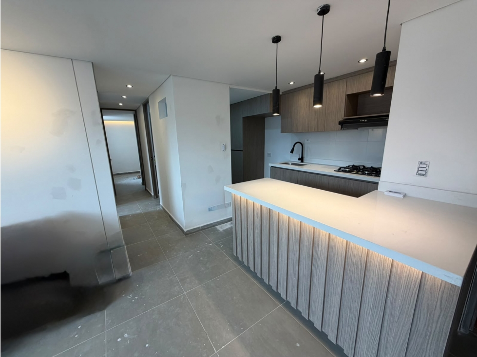 ARRIENDO APARTAMENTO EN MACHADO BELLO