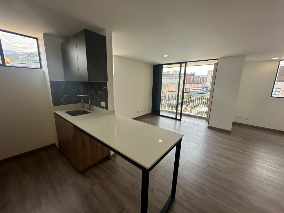 RENTO APARTAMENTO EN SABANETA UNIDAD CIVITA MAYORCA — foto 2
