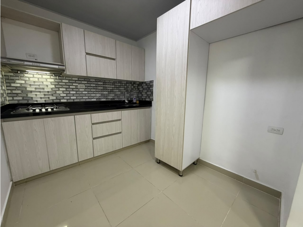 Casa en arriendo La Floresta, Medellin — foto 3